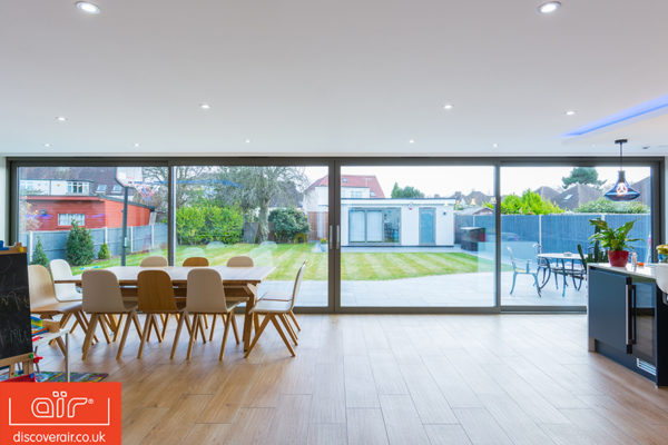 air-lift-and-slide-aluminium-sliding-doors-600LS-installed-in-kitchen