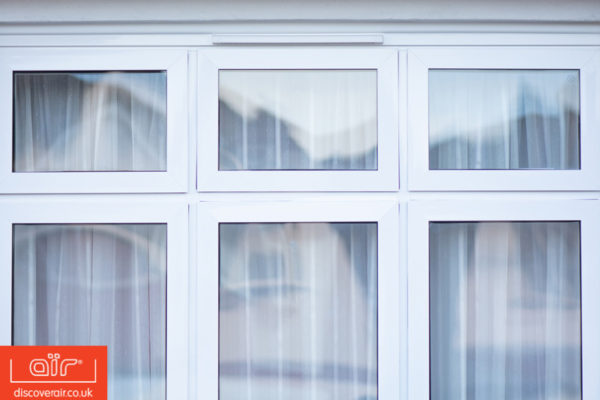 White-aluminium-air-MOD-flush-windows