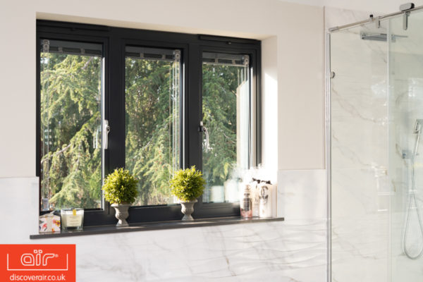 black-air-MOD-Flush-aluminium-windows-in-bathroom