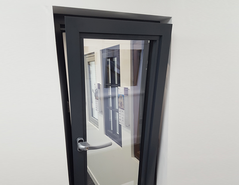 air-MOD-tilt-and-turn-aluminium-windows-2