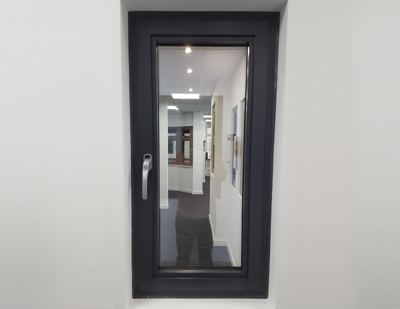air-MOD-tilt-and-turn-aluminium-windows