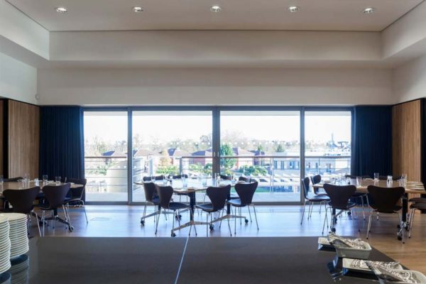 Smarts aluminium visoglide plus doors shaws of crawley Smarts aluminium visoglide plus doors shaws of crawley