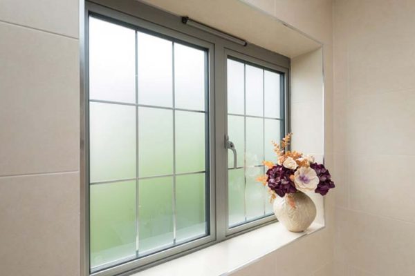 Bathroom ow 70 interior window
